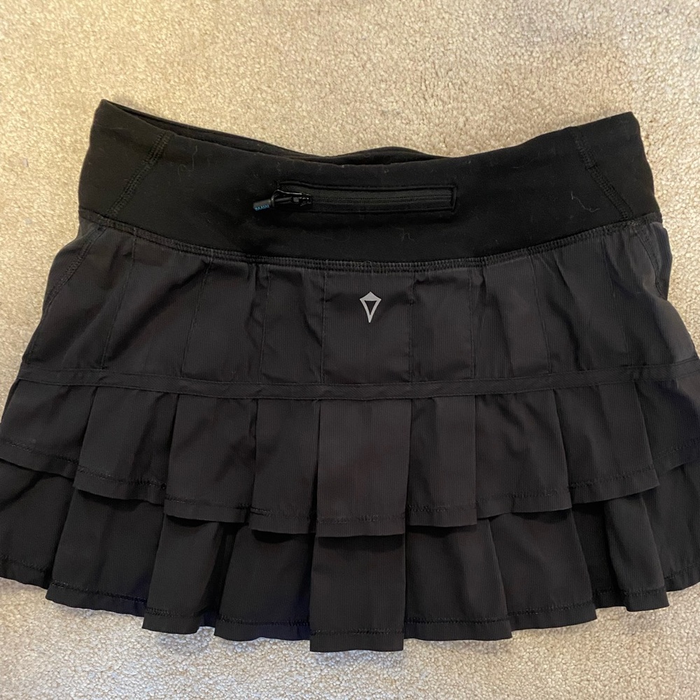 Black Ivivva Tennis Skirt (Girls size 12)